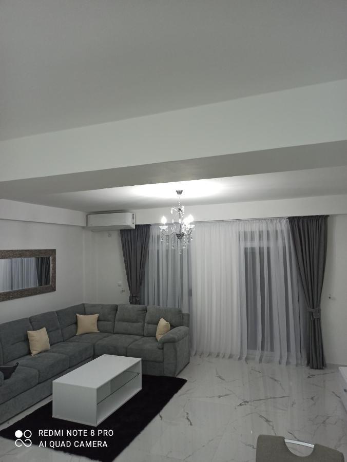 Ata Apartmani. Petrovac Exterior photo